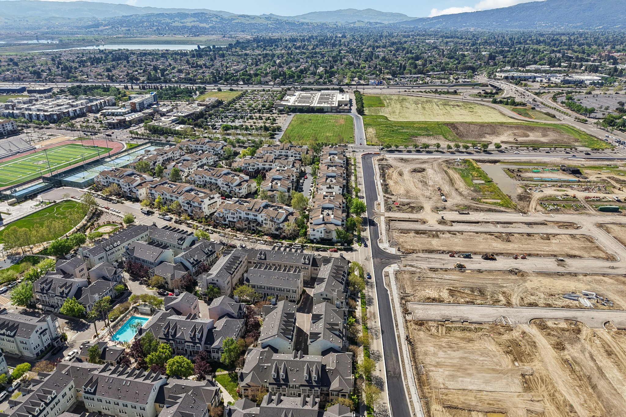 Whitworth Dr-S3003-044.jpg