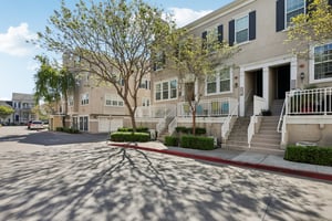 Whitworth Dr-S3003-004.jpg