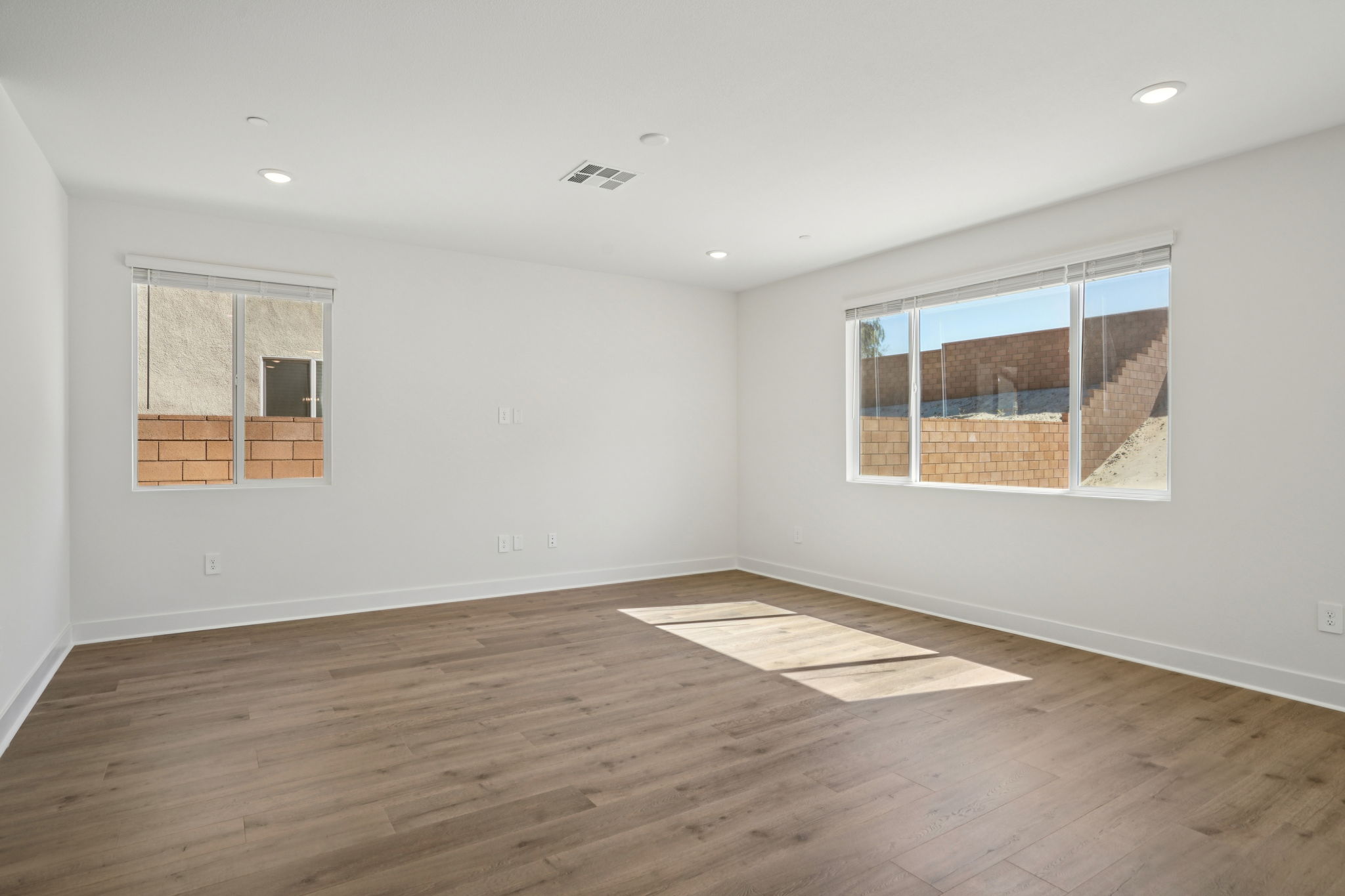 So Cal - Lucent at University Park - 36133 Cameron Pl Palm Desert CA 92260 - 006