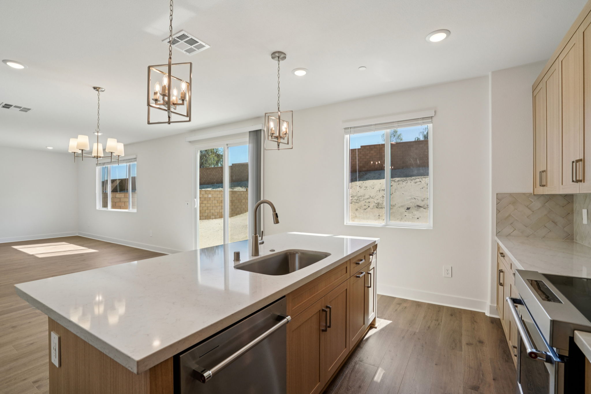 So Cal - Lucent at University Park - 36133 Cameron Pl Palm Desert CA 92260 - 013