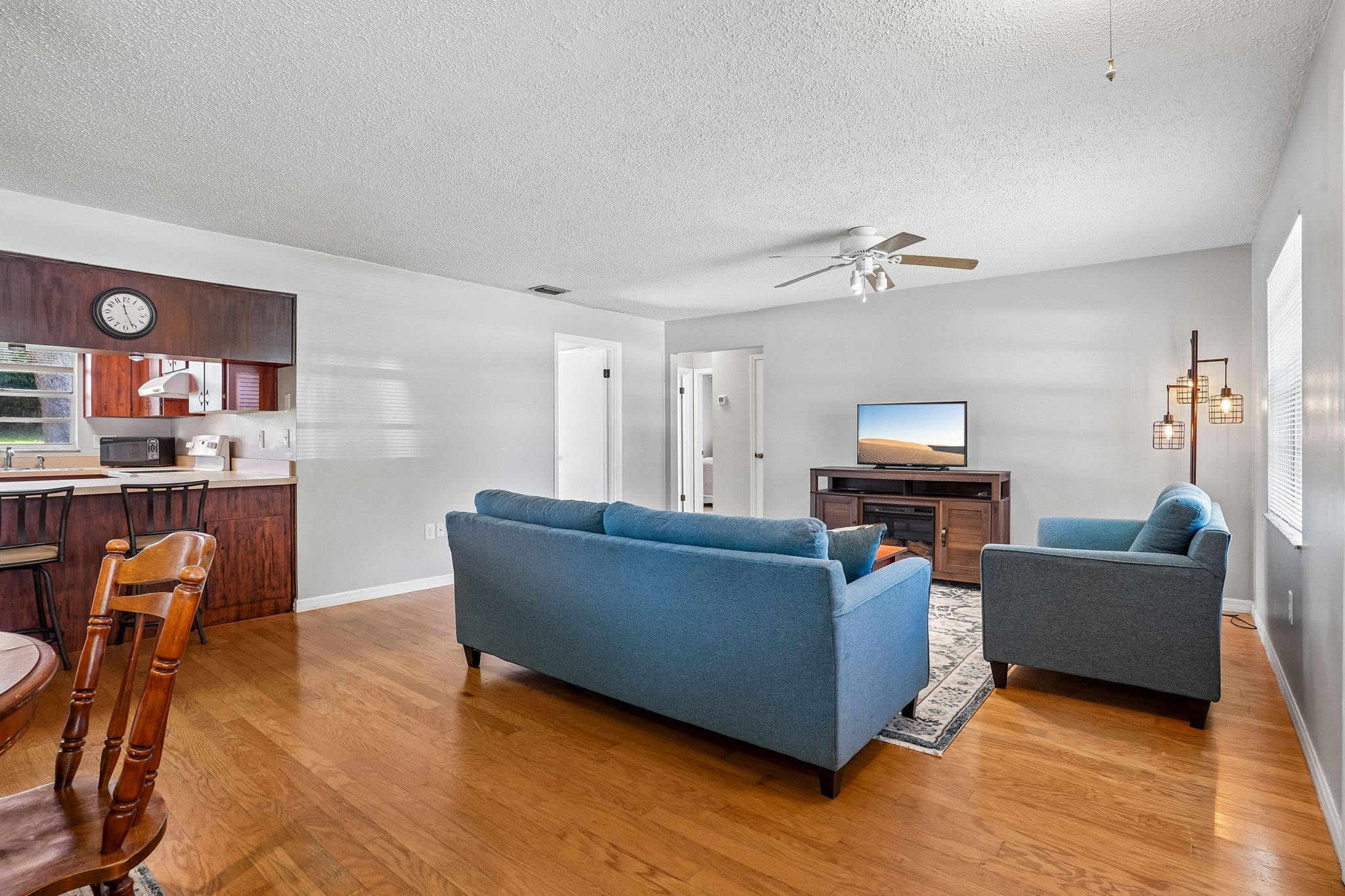 Hickory St-S0209-004.jpg