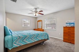Hickory St-S0209-015.jpg