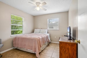 Hickory St-S0209-018.jpg