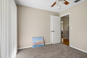 Hickory St-S0209-023.jpg