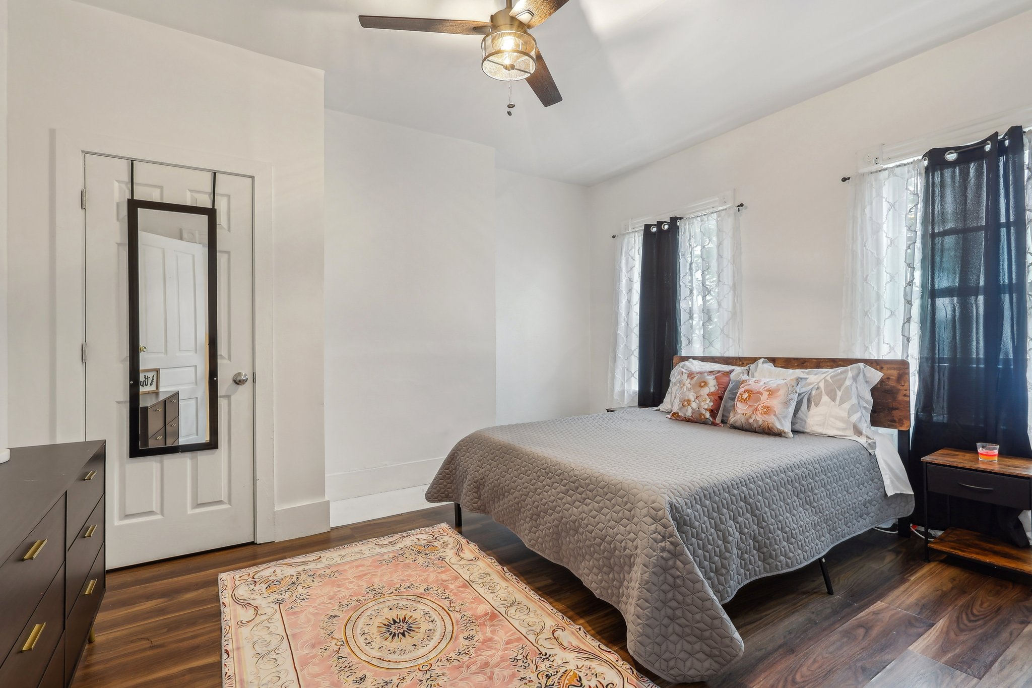 Newton Ave-3105-023.jpg