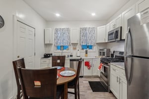 Newton Ave-3105-012.jpg