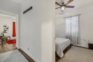 Newton Ave-3105-025.jpg