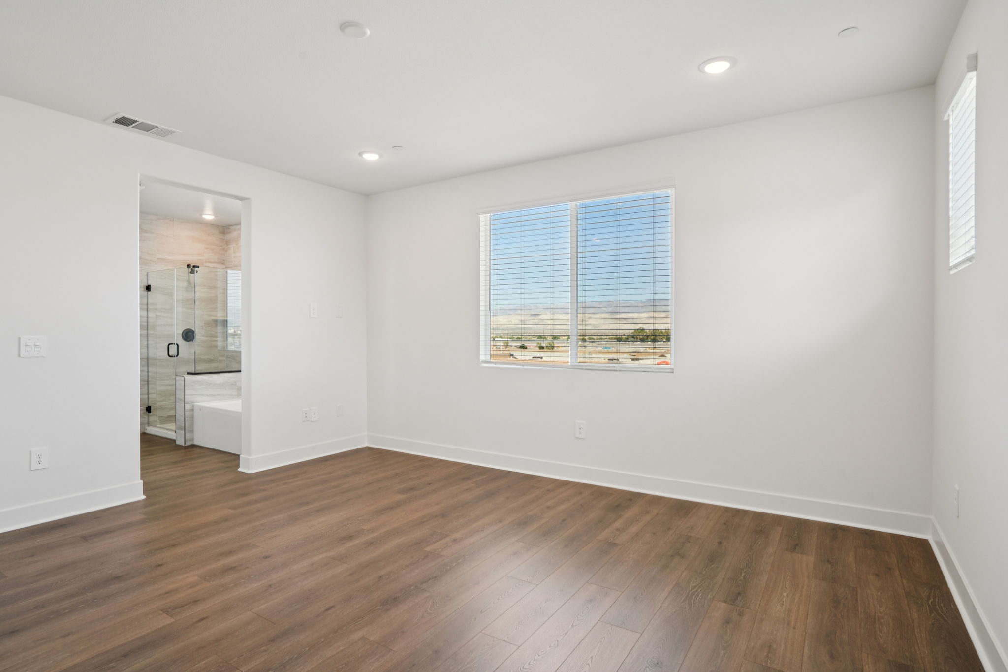 36156 Cameron Place-S1302-031