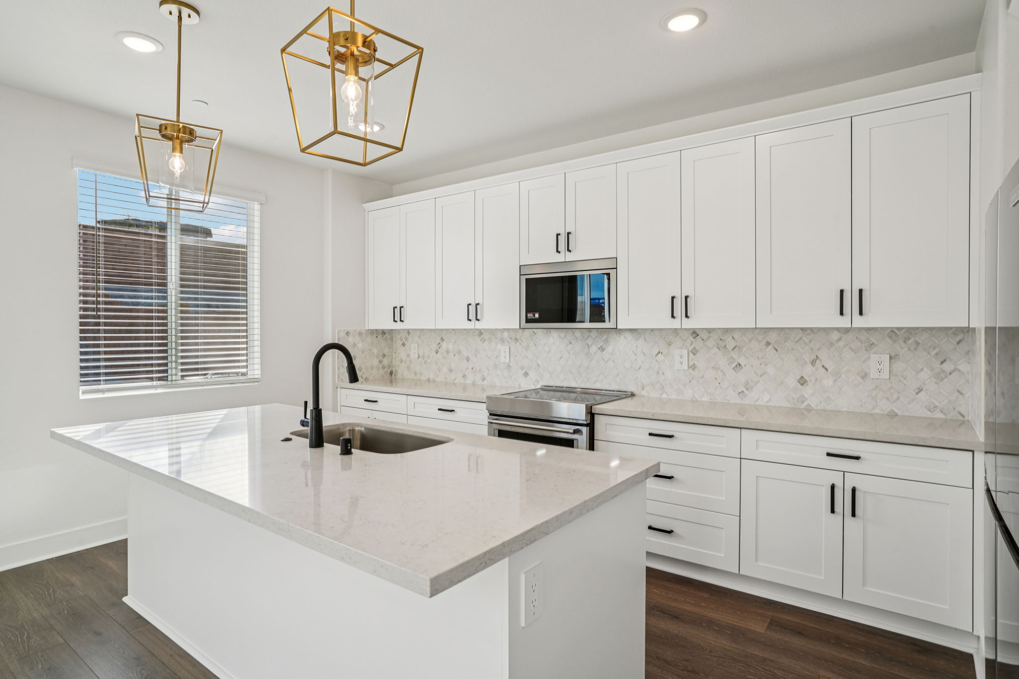 36157 Cameron Place-S1402-004