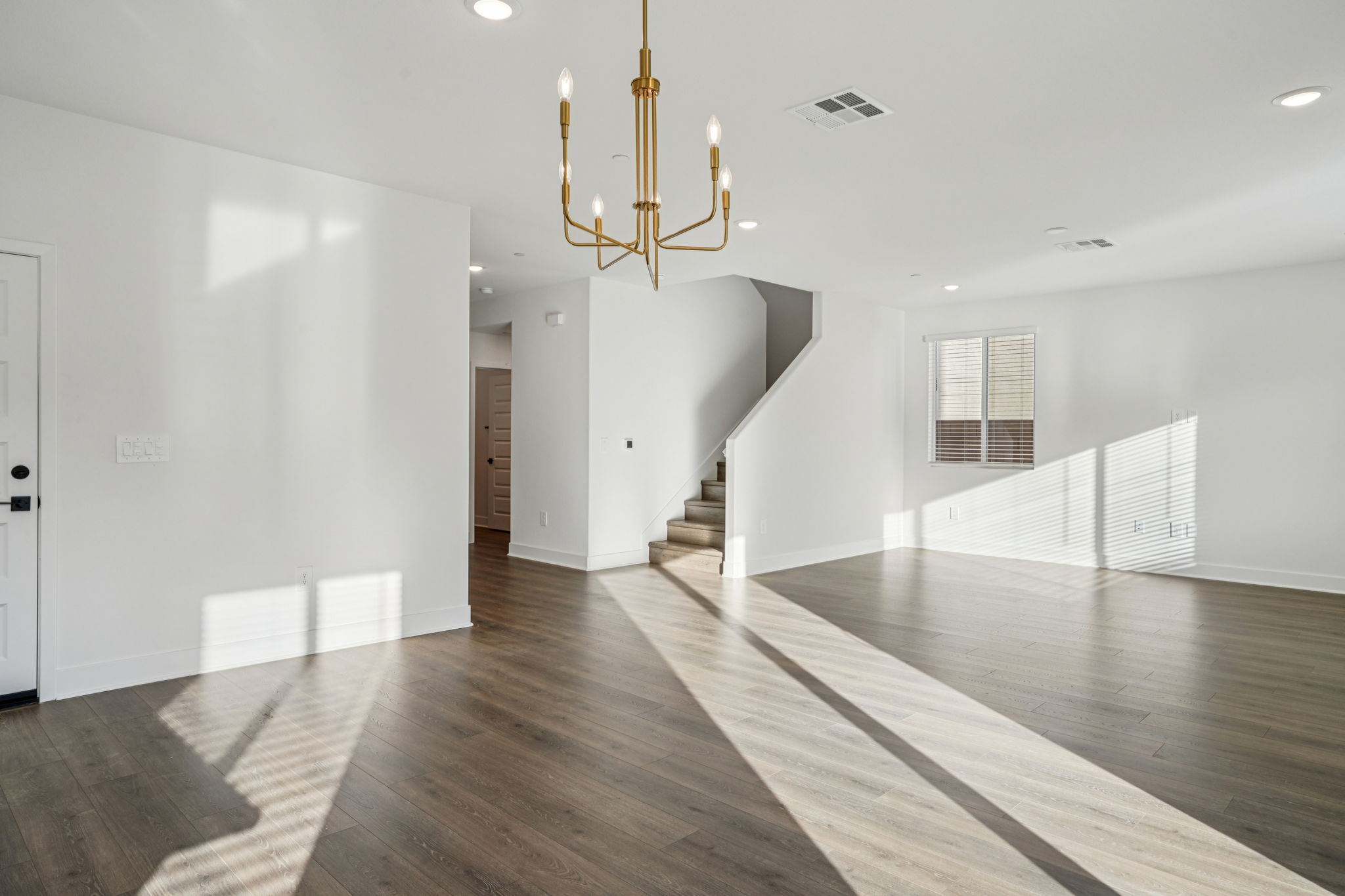 36157 Cameron Place-S1402-008