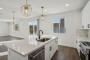 36157 Cameron Place-S1402-007