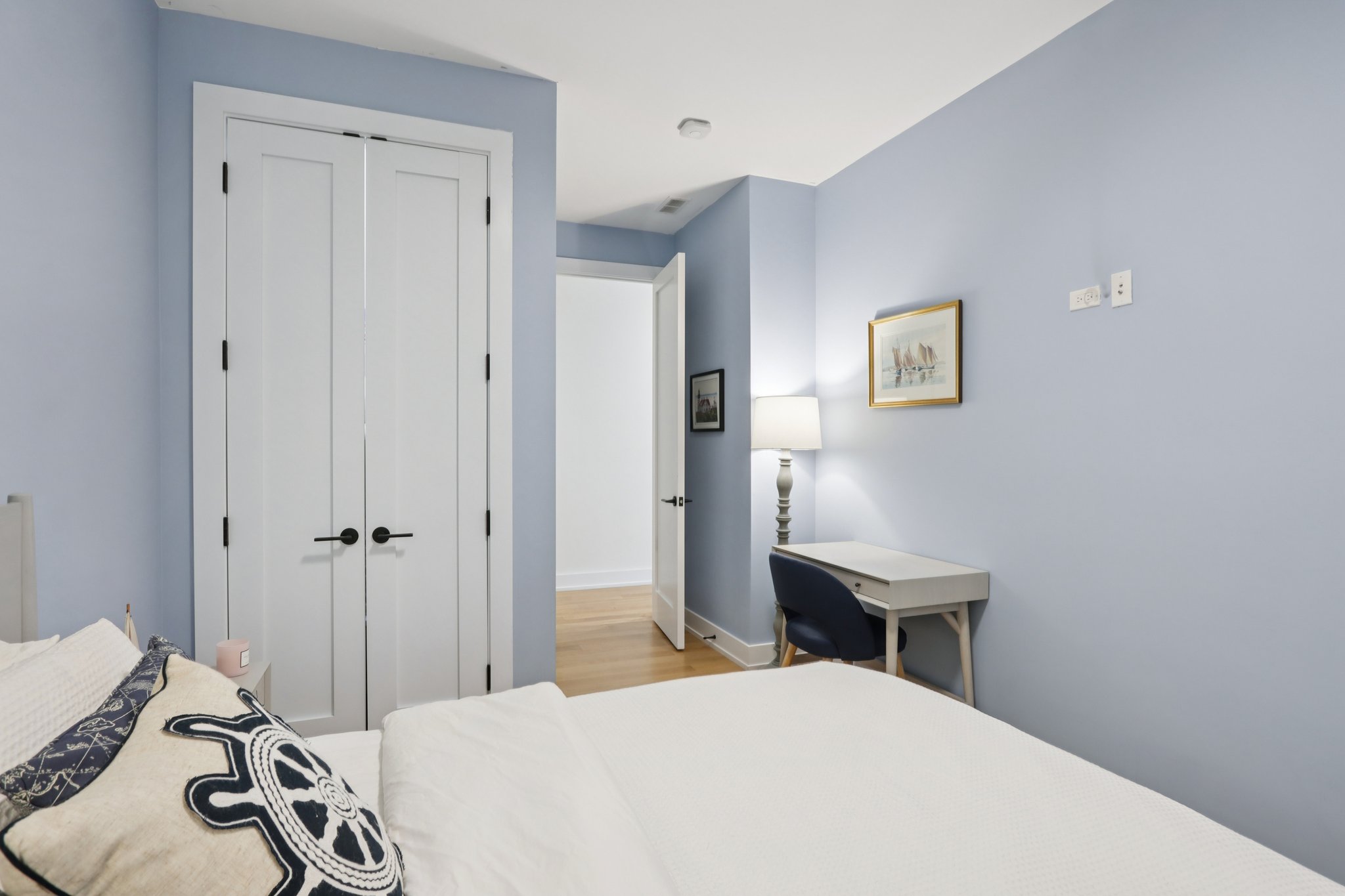 W Diversey Ave-L1312-015.jpg