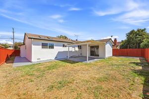 036_F8_36173 Cedar Blvd