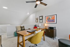Bedroom/Office