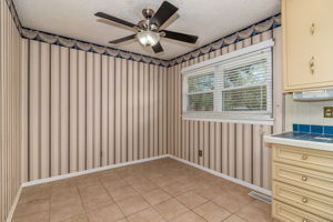 Dining Room/Breakfast Area