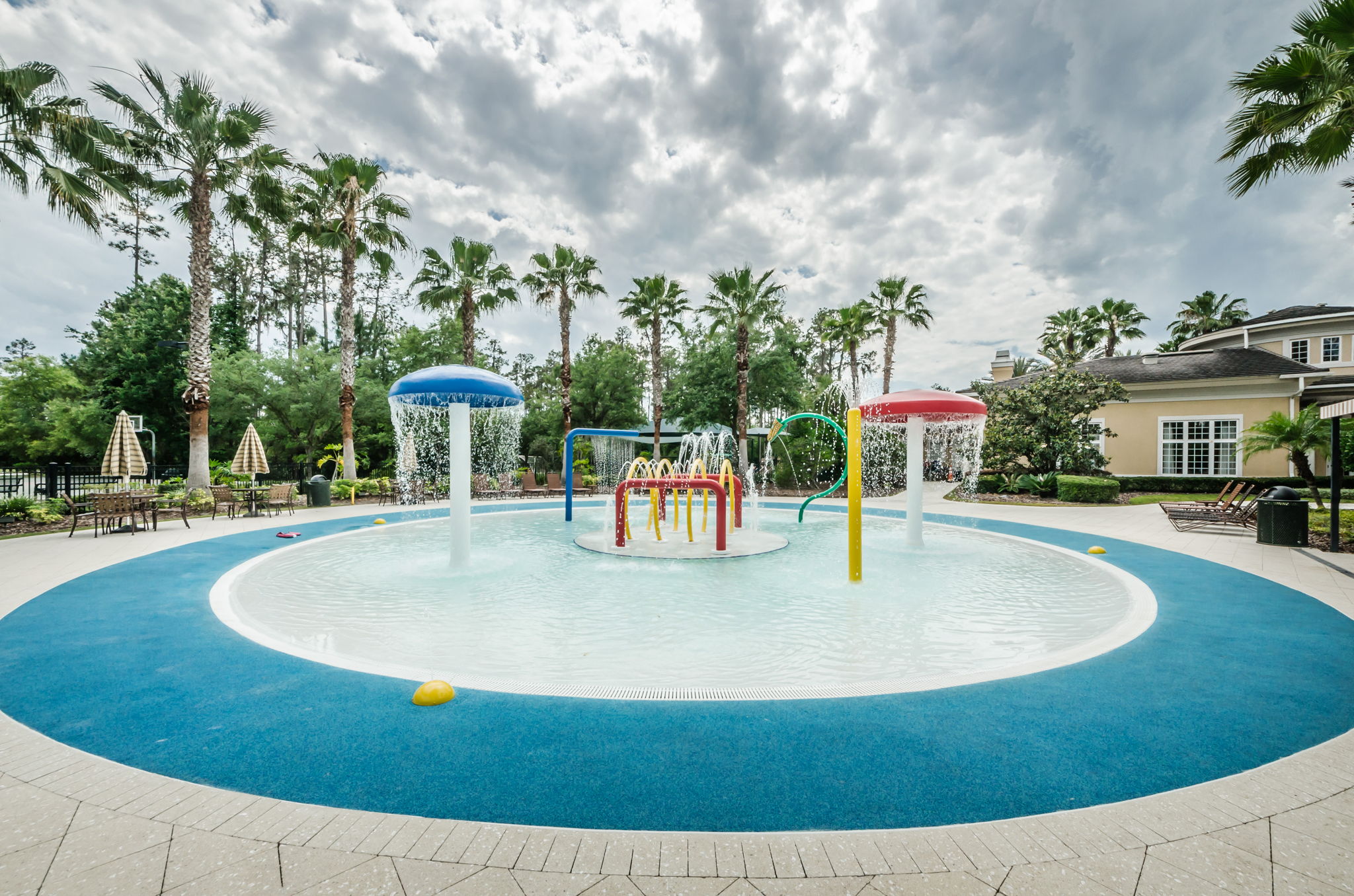 6-Seven Oaks Pool
