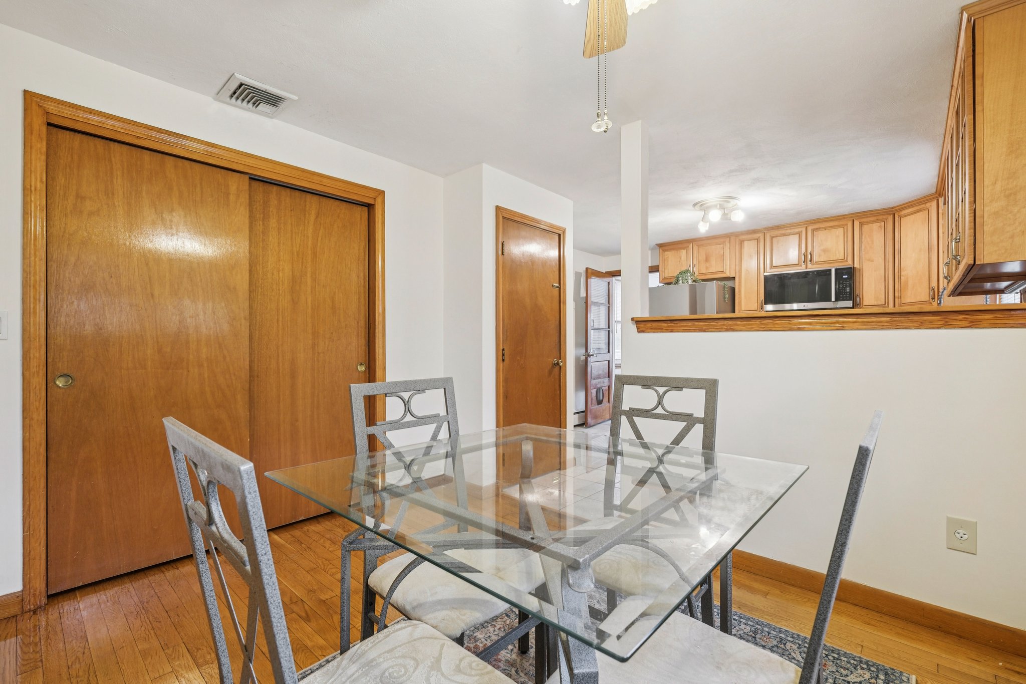 Linwood St-S2910-010.jpg