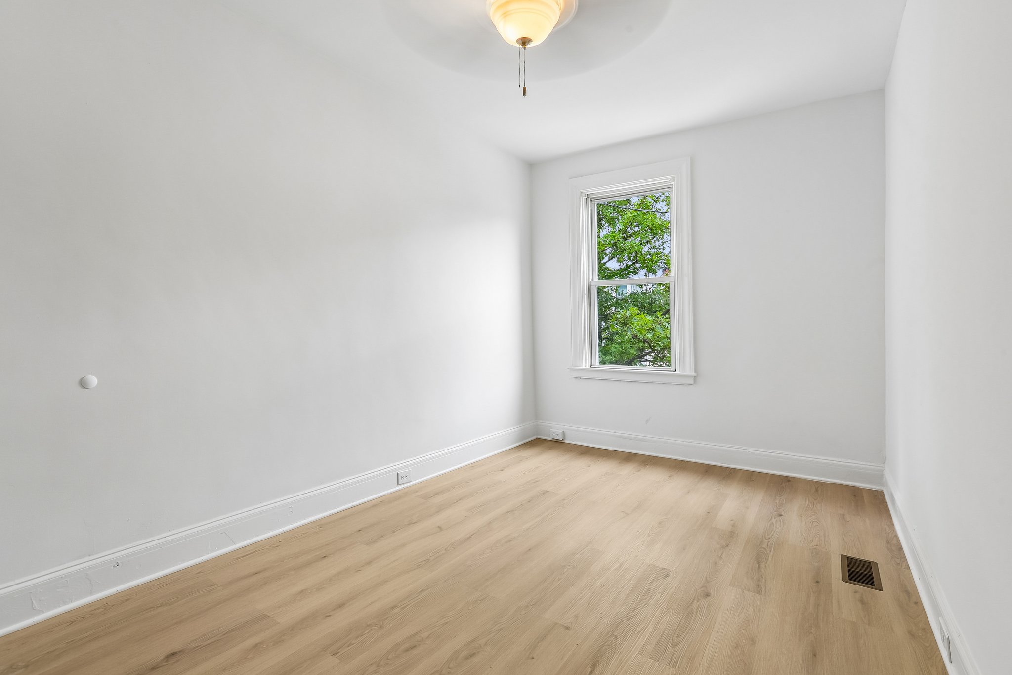 Rexmere Rd-S2207-020.jpg