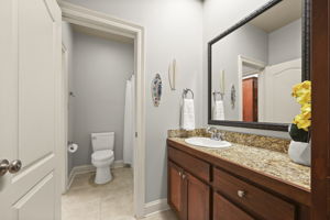  Photo 44