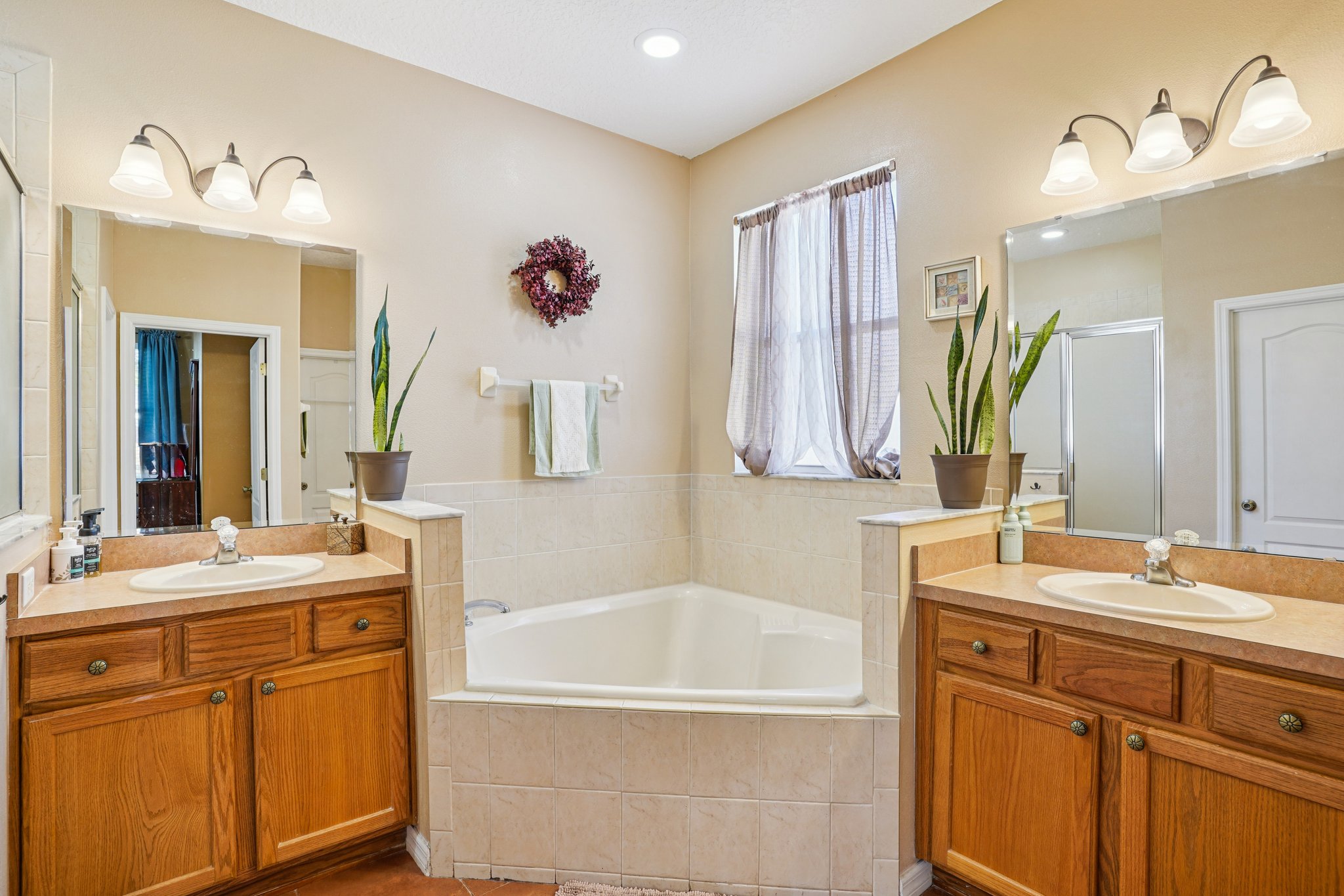 Spirit Ct-S2511-028.jpg