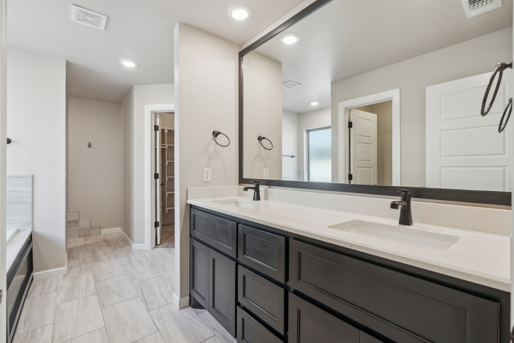 3621 NW 190th St_025.jpg