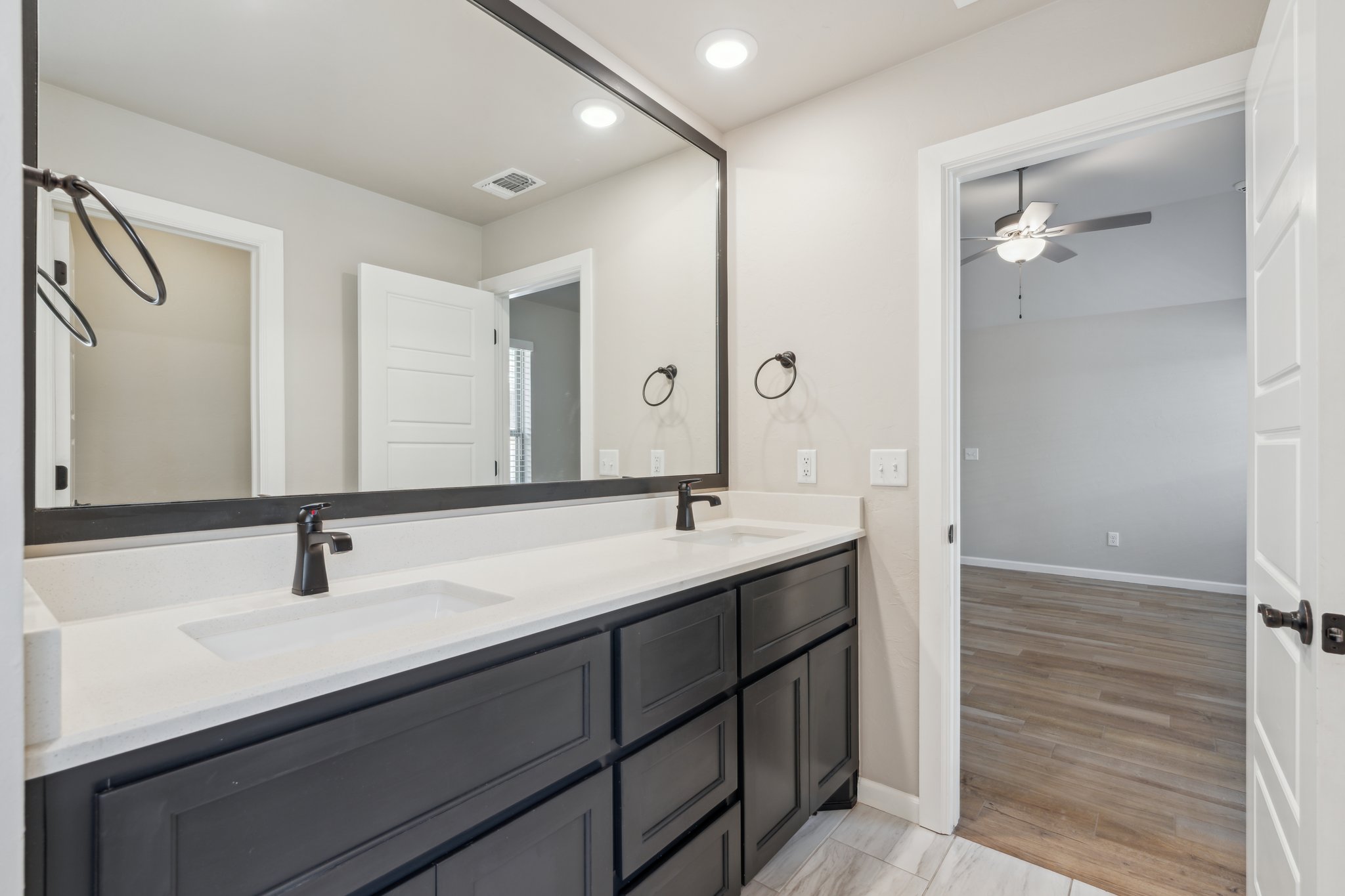 3621 NW 190th St_026.jpg