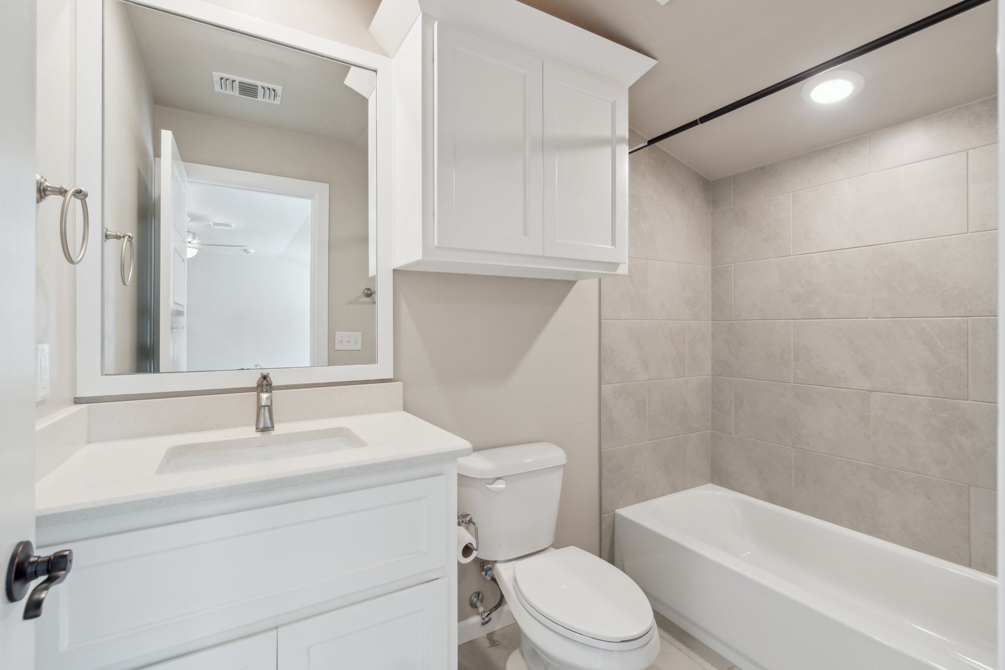 3621 NW 190th St_033.jpg