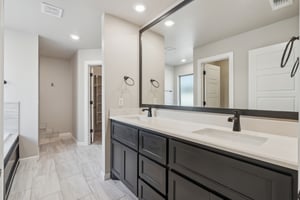 3621 NW 190th St_025.jpg