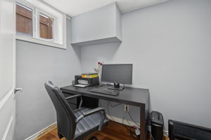  Photo 48