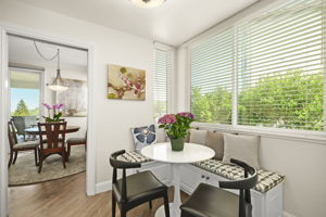 Built in Bench seating kitchen nook