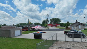  Photo 10