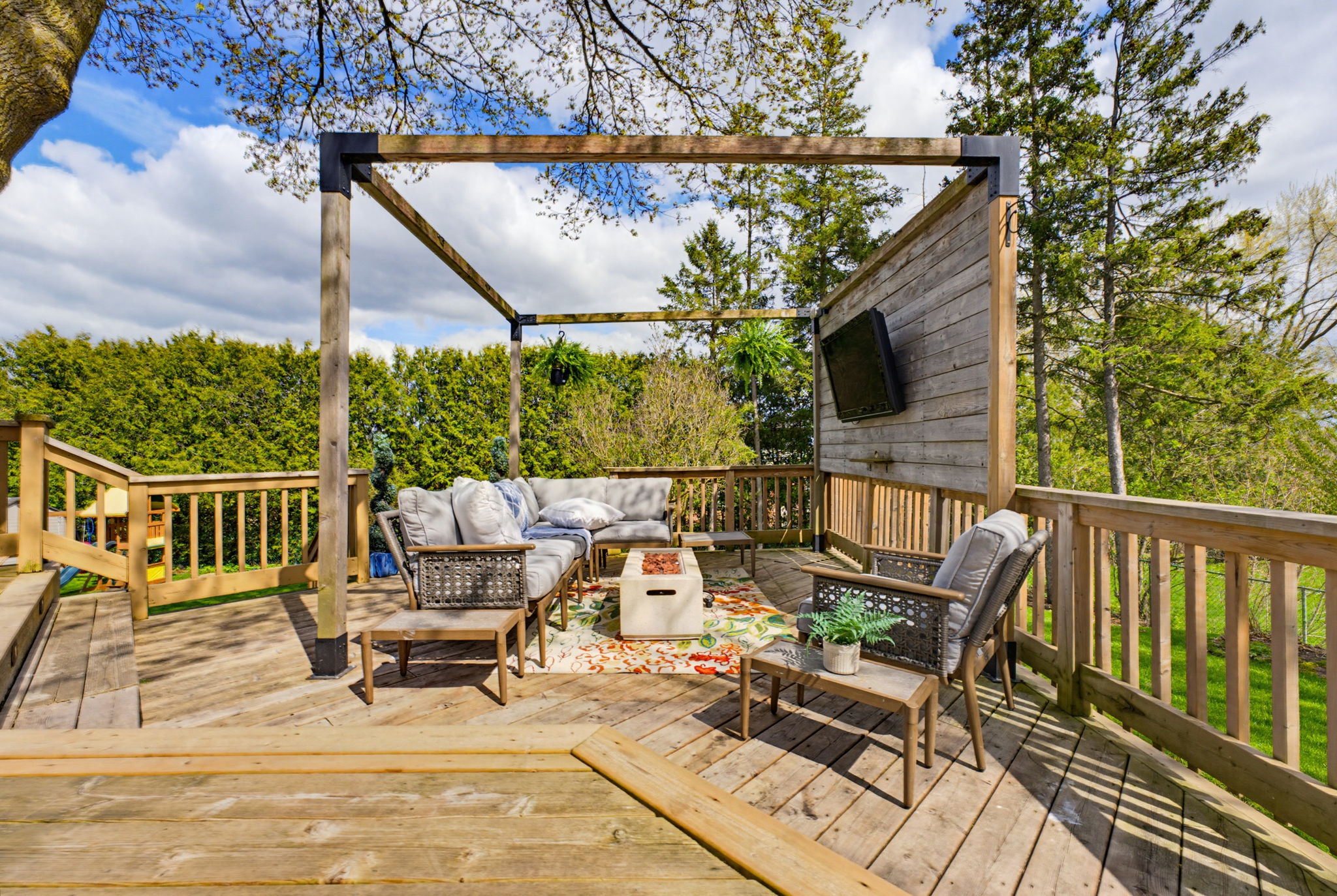  Photo 53