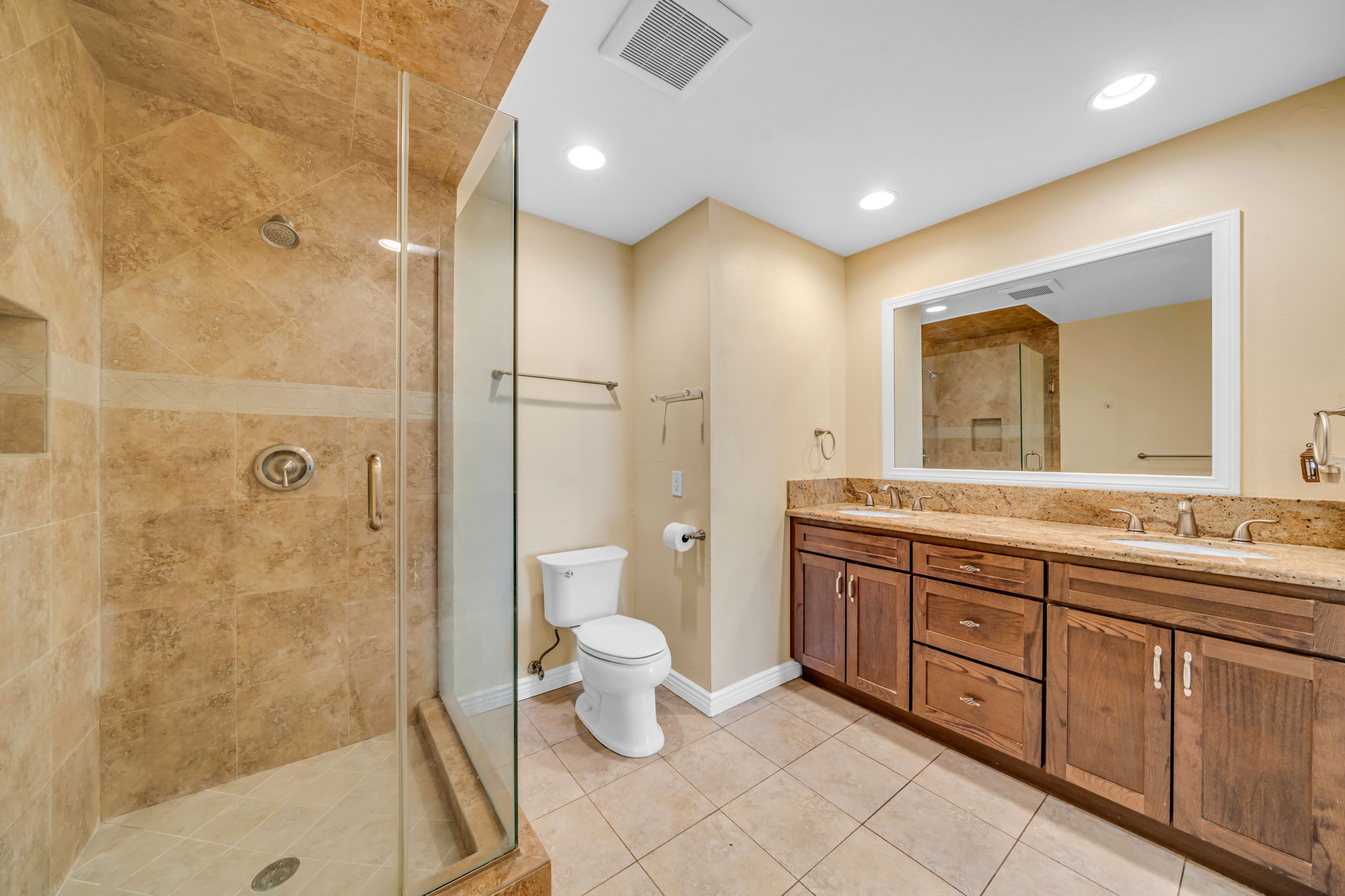 Tiled Floor & Shower