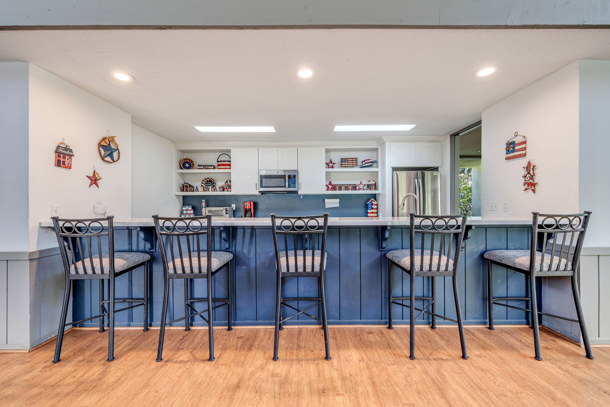 Rec Room Kitchen Bar Counter