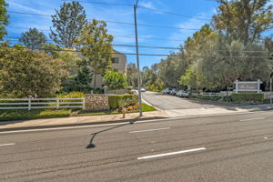 Hidden Lane Entry off Crenshaw Blvd