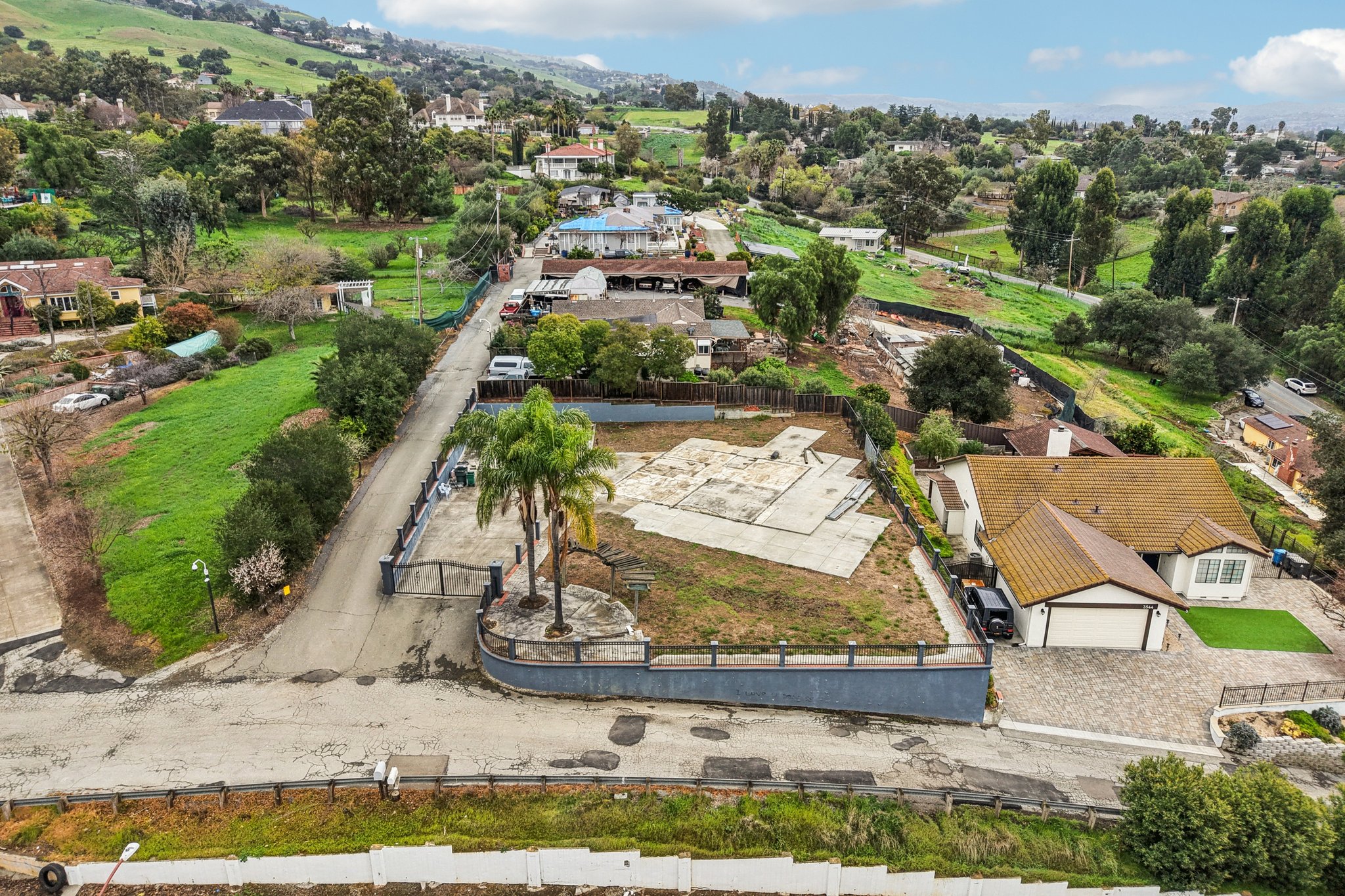 Westview Dr-S1402-017.jpg