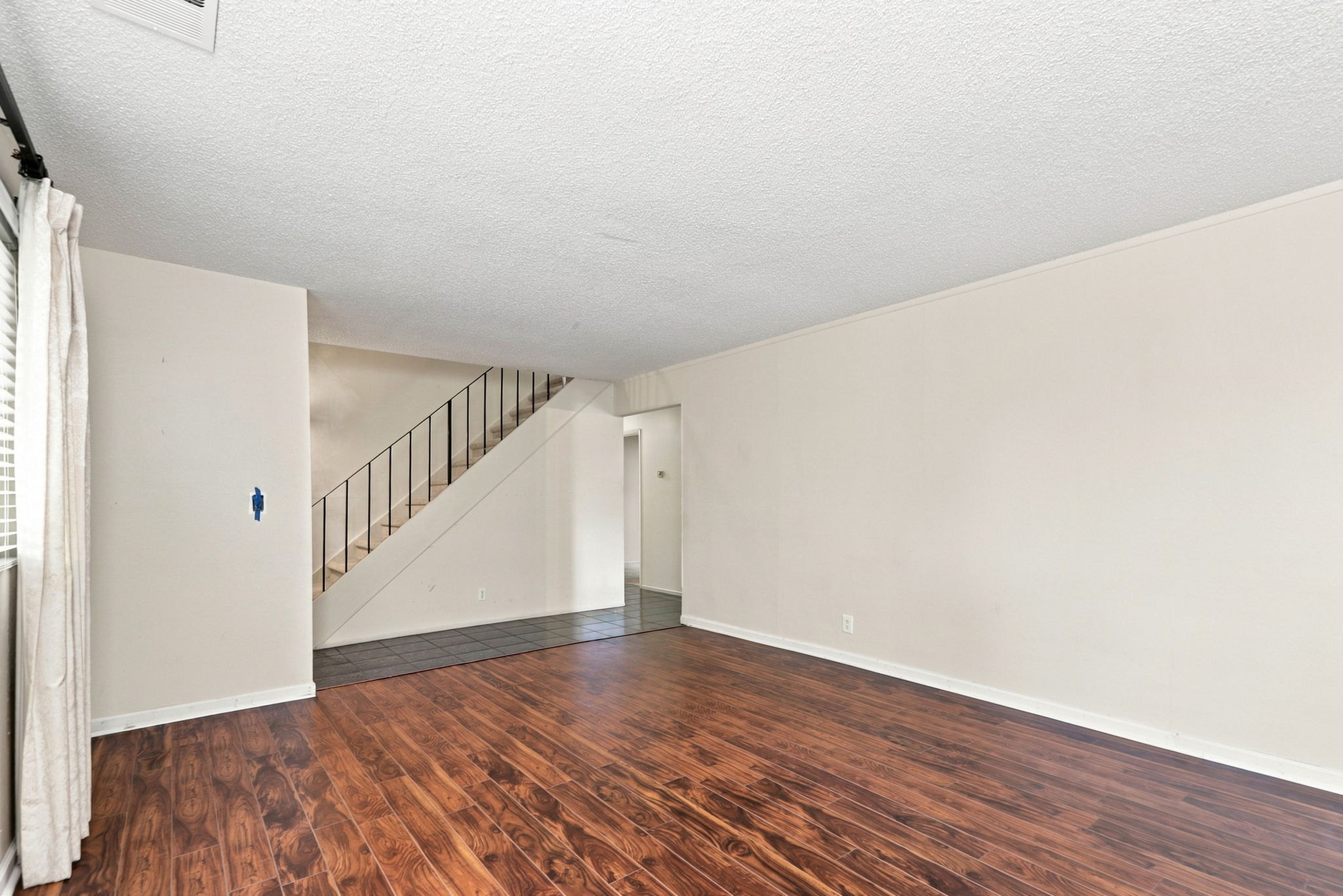 011_F8_3624 Bridal Pl Ct