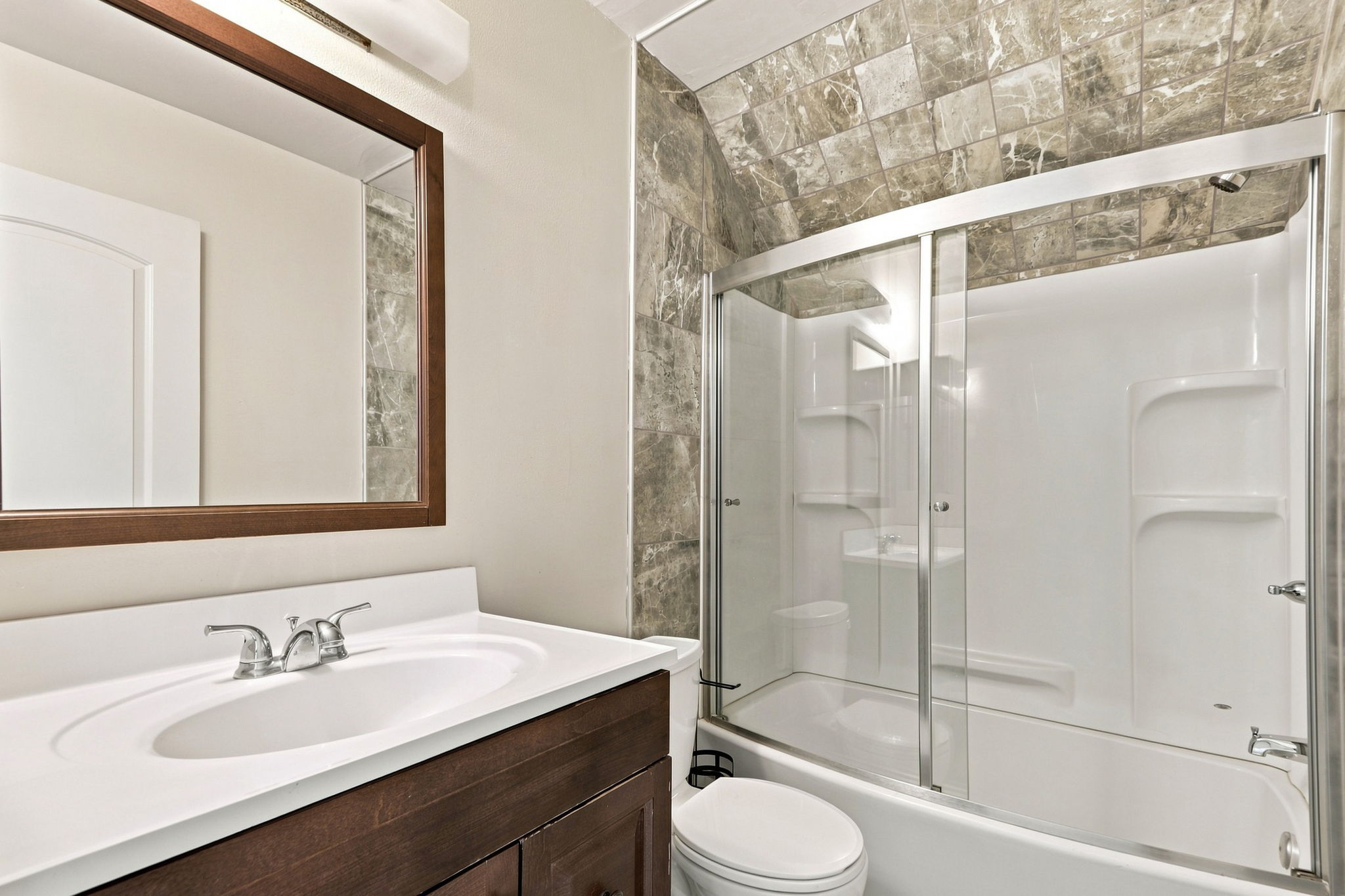 042_F8_3624 Bridal Pl Ct