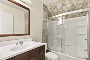 042_F8_3624 Bridal Pl Ct