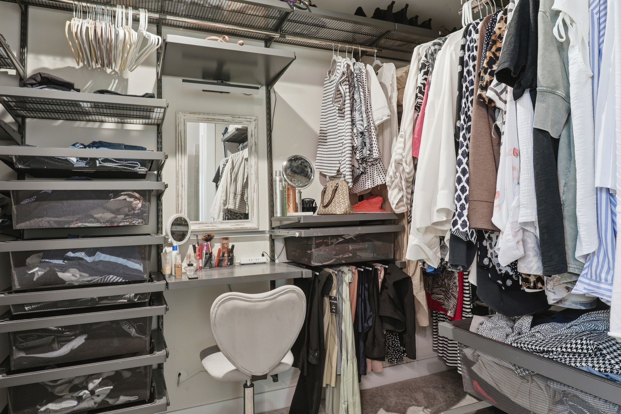 23-Primary Closet
