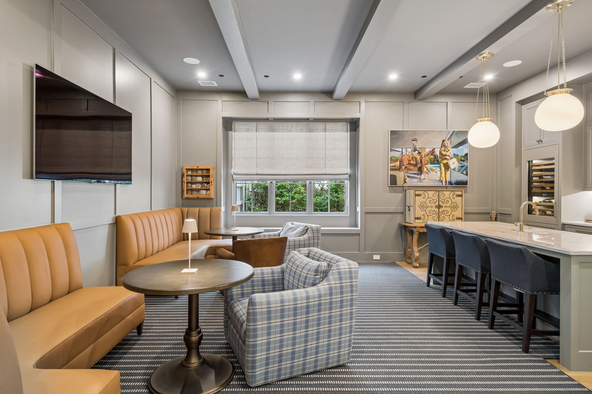 Bar, Lounge