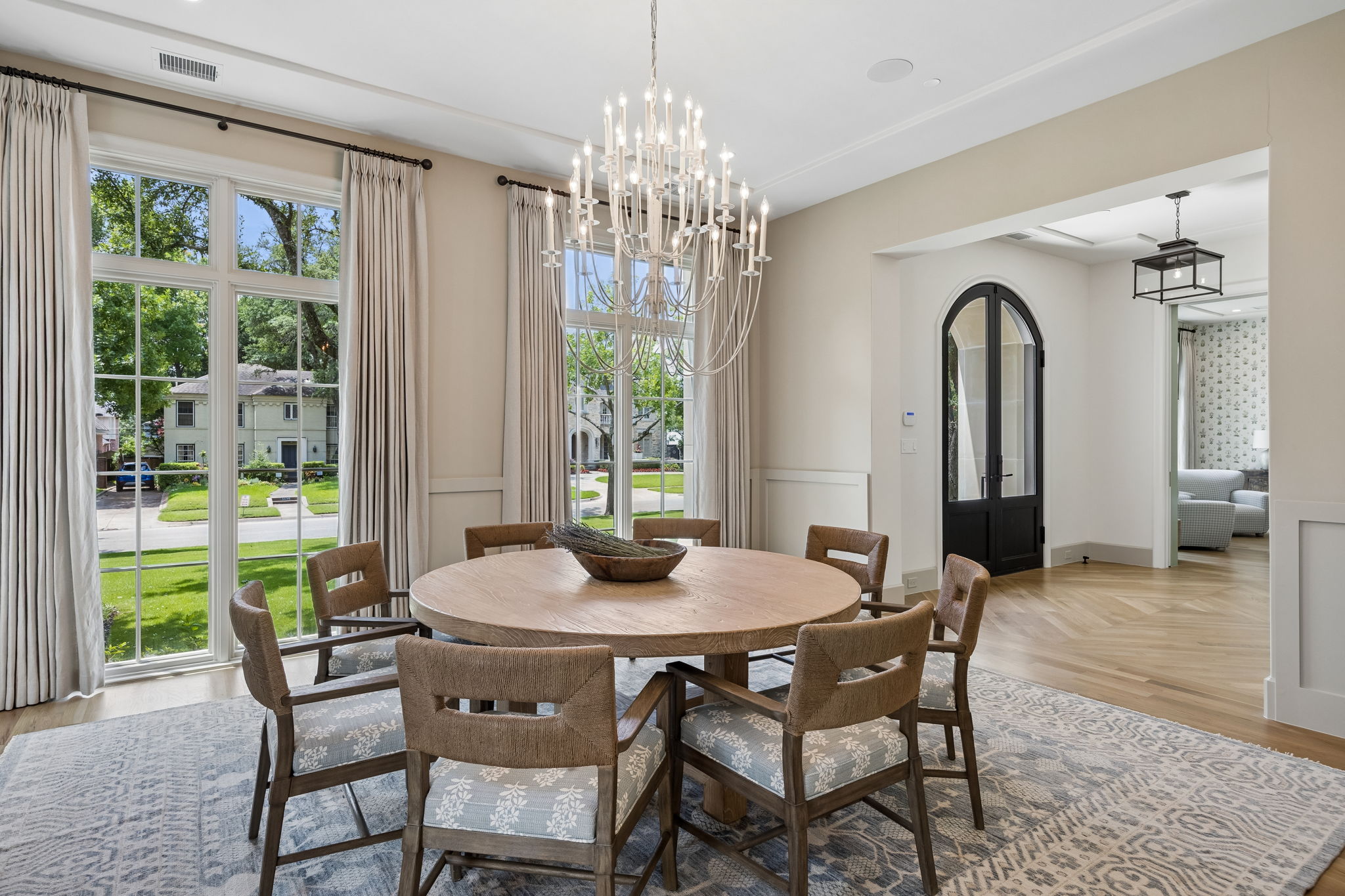 Formal Dining