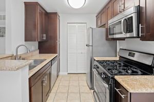 3625 43rd St-3