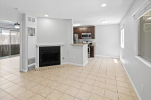3625 43rd St-14