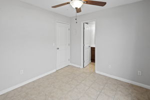 3625 43rd St-19