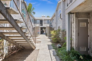 3625 43rd St-23