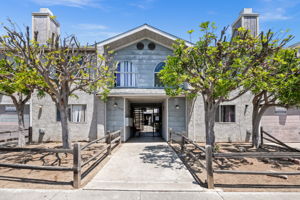 3625 43rd St-26