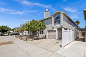 3625 43rd St-28