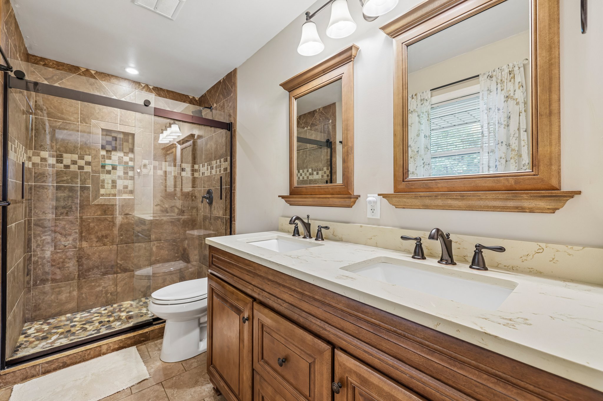 Hooper Rd-S1807-040.jpg