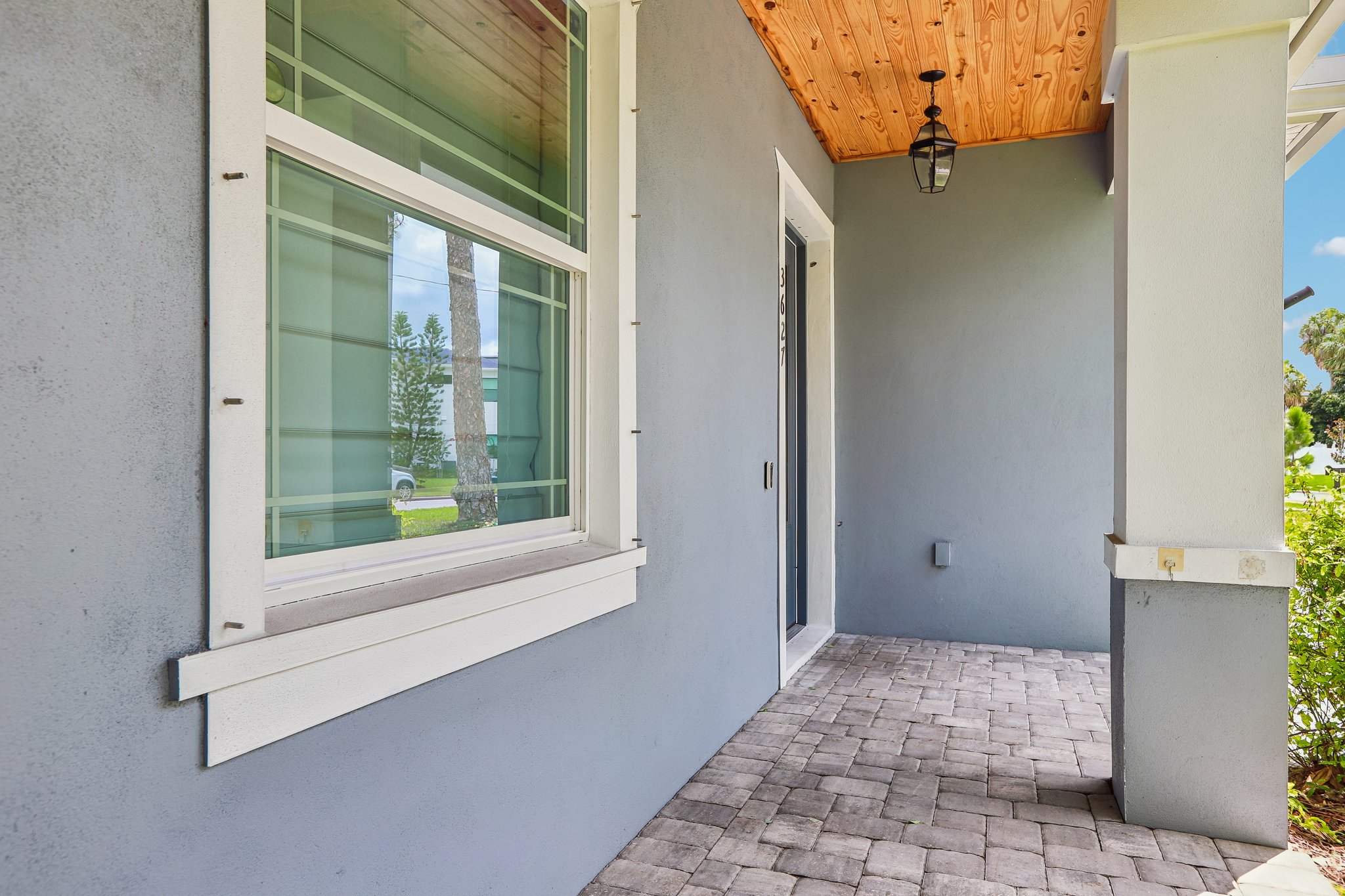 E Clark Cir-S0807-005.jpg